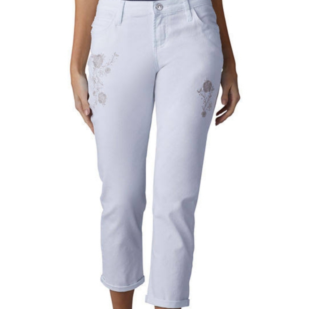 *4 hour sale* Lee midrise Crop Jeans